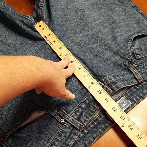 Levi Strauss Signature Mid-Rise Boot Cut Jeans - Picture 7 of 8